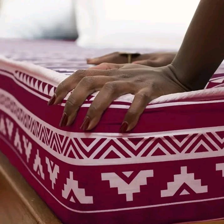 Moko 5x6 Bed