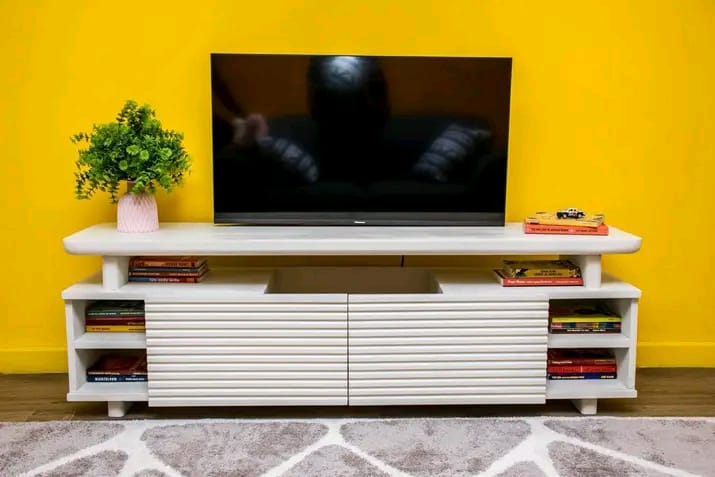 Moko TV Stand