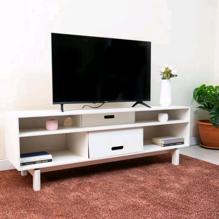 Moko TV Stand