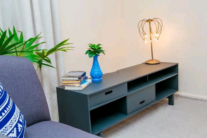 Moko TV Stand